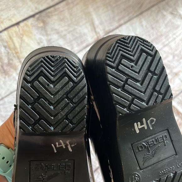 Dansko | women’s clog shoe size 37 6.5 - 7 black leather - Picture 10 of 17